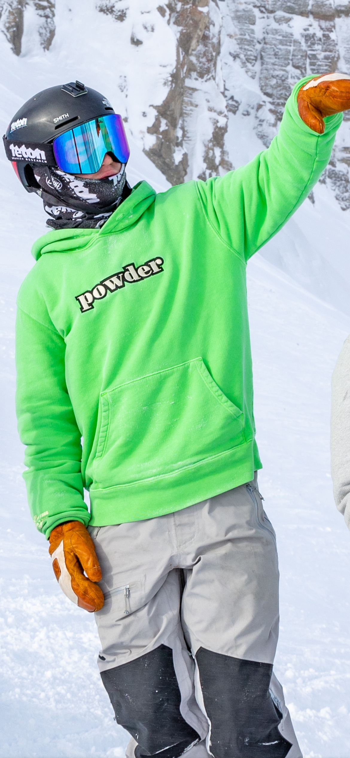 Bowie Green Hoodie - PowderLA