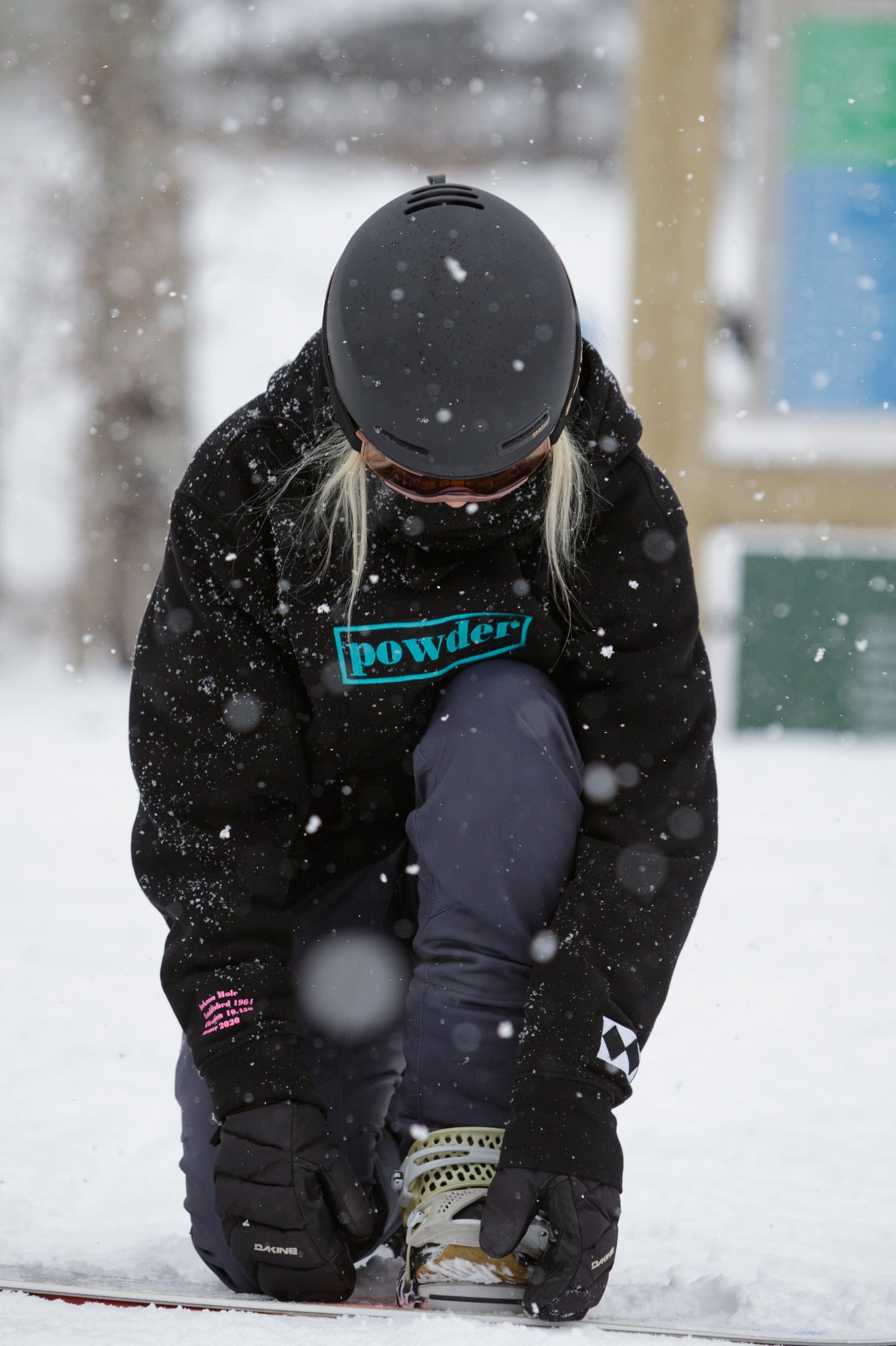 Powder Hoodie Black